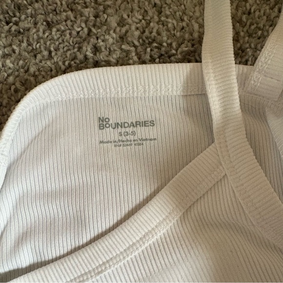 Tate McRae Costume - Picture 11 of 16